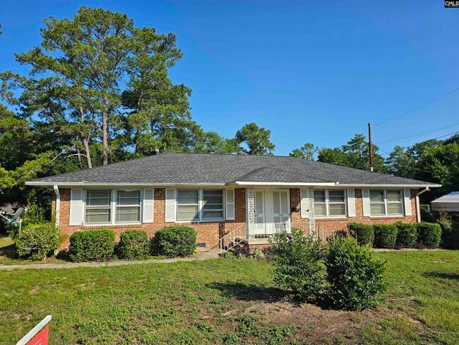Building Photo - 1509 Brennen Rd