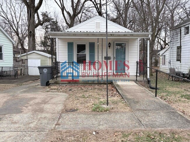 Building Photo - One Bedroom House | Now Available