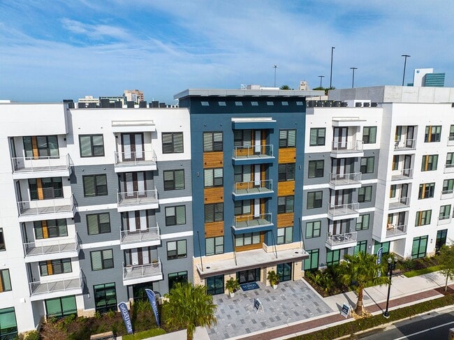 The Station at San Marco Apartments| Jacksonville, FL