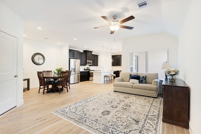 Photo - 10122 Crescendo Wy