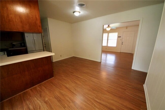 Photo - 1800 Rhodes Rd