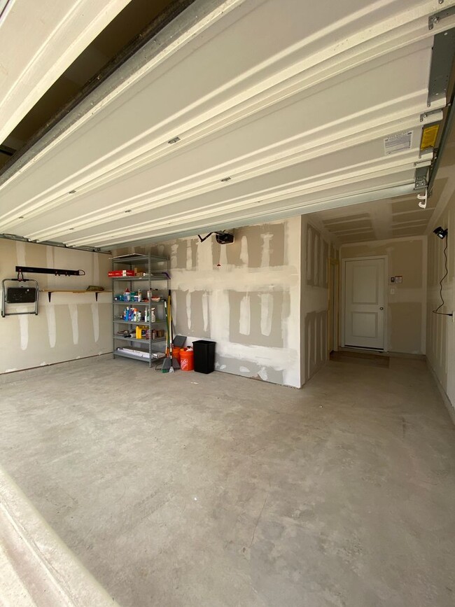 Photo - Move in Ready 3 bd/2 ba with bonus rooms!