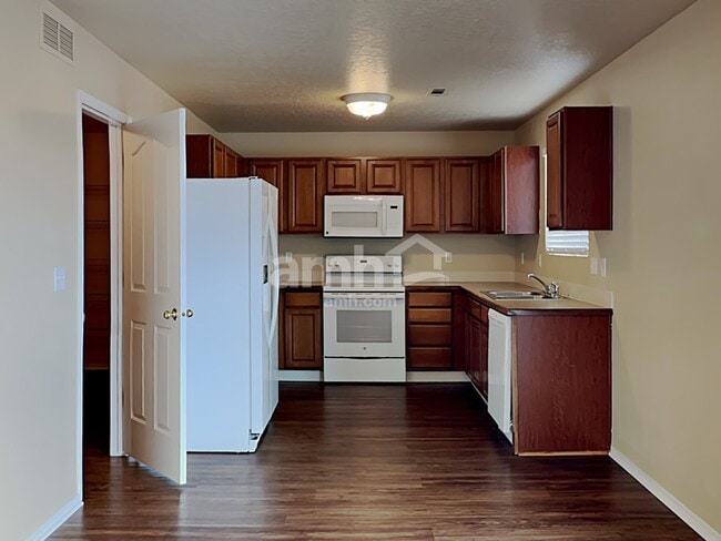 Photo - 363 E Ivy Glade St