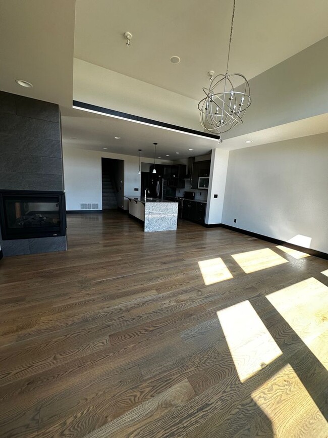 Photo - Gorgeous modern 5 bedroom - Minutes from MSU!