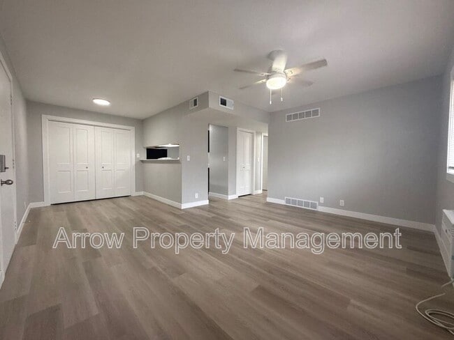 Building Photo - 1010 N 16th St