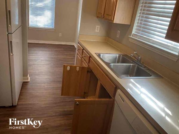 Photo - 1607 Coleman St