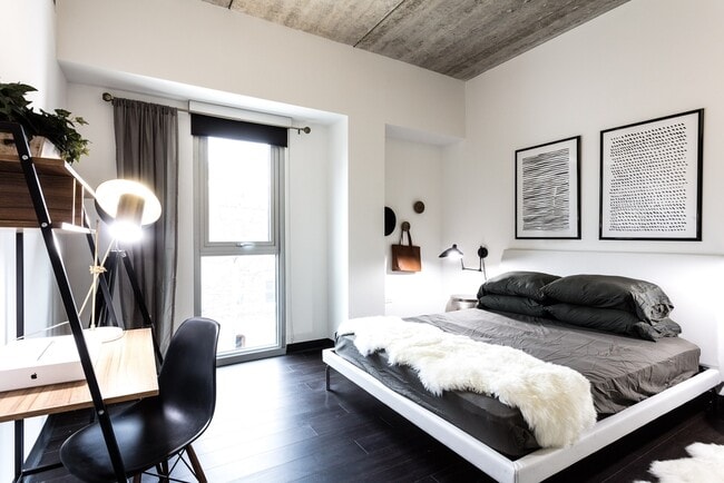 Seven 10 West