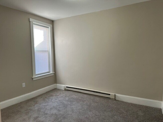 Photo - Harrisburg School District 4 Bedroom 1 Bat... Unidad 2