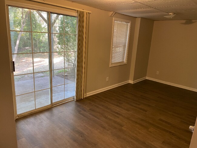 Photo - 3230 Meadowlark Ln NW