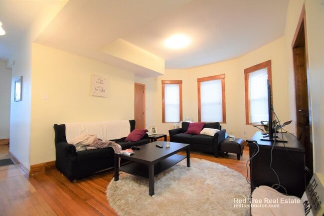 Photo - 346 Faneuil St Unit 2