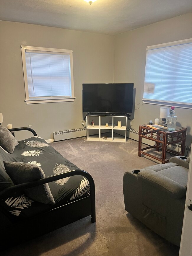 Photo - 982 Wood St Unit 2ND FL