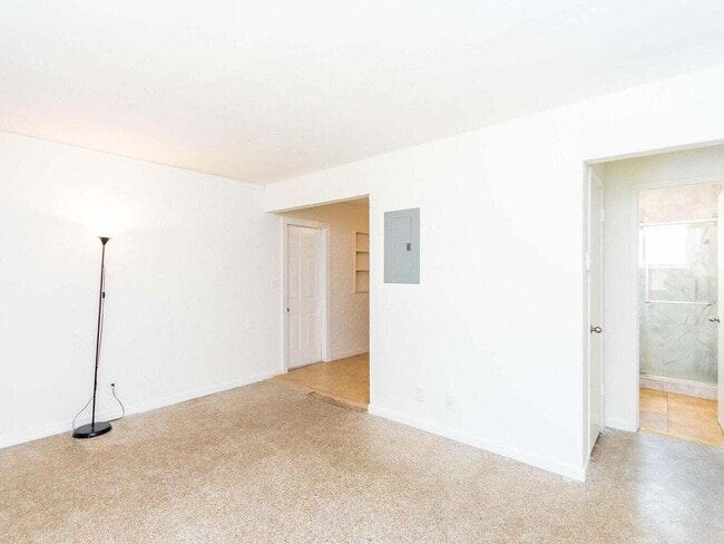 Photo - 4230 NE 1st Terrace