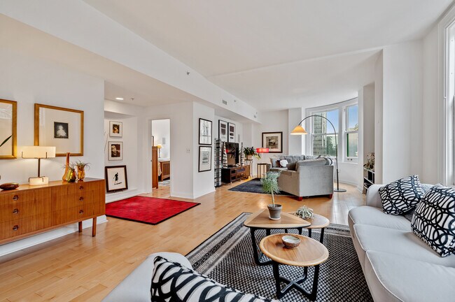 Photo - 306 Fourth Ave