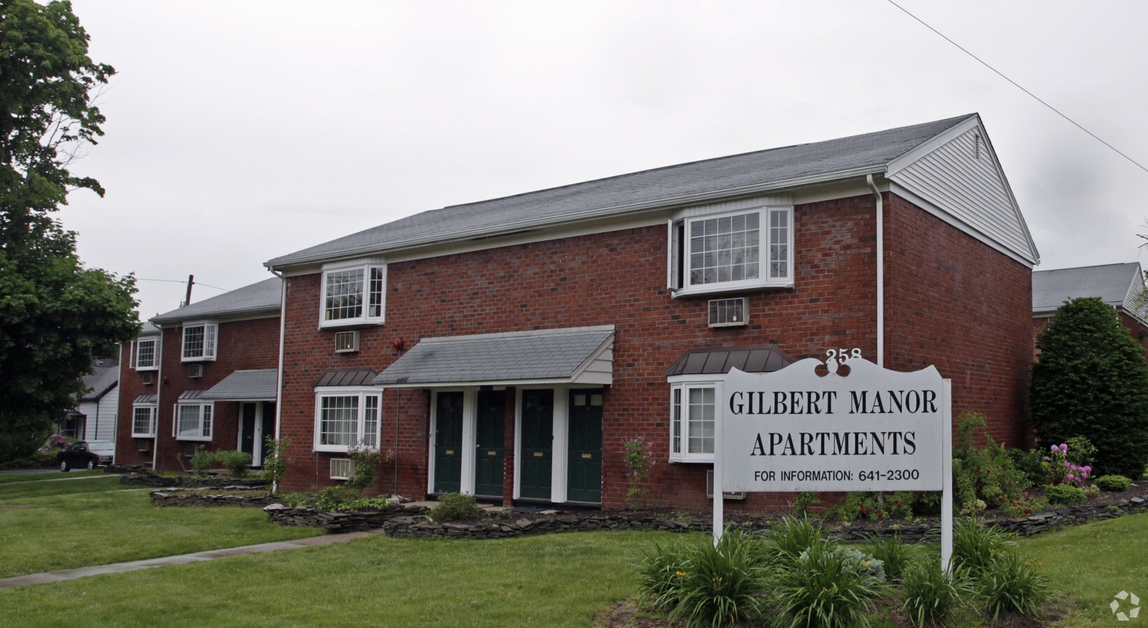 Gilbert Manor - Gilbert Manor