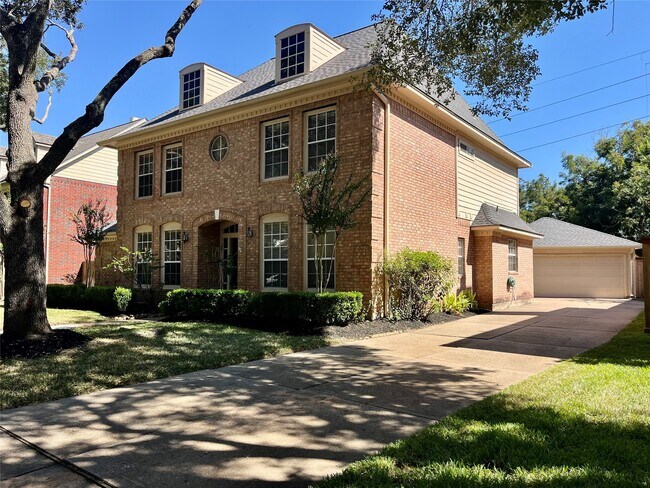 Photo - 3823 Elkins Rd