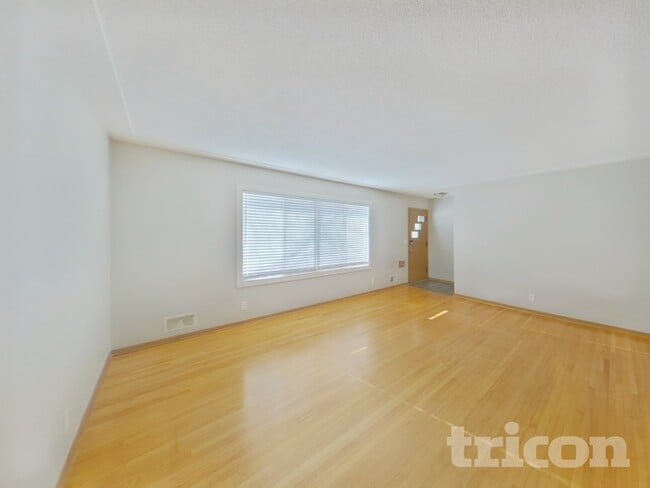 Photo - 2606 65th Ave N