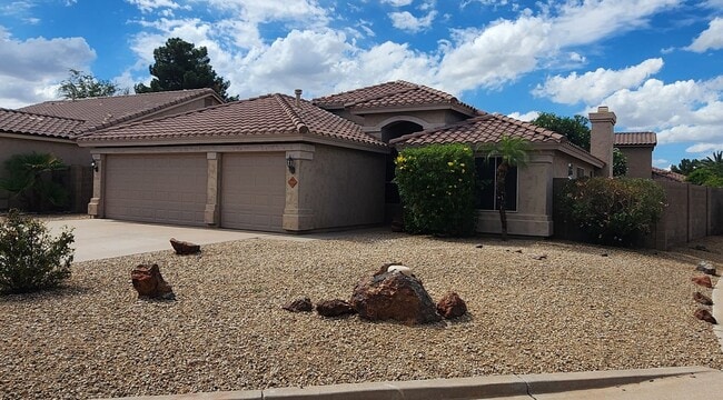 Photo - 4 Bedroom Home in the Silverhawke Communit...