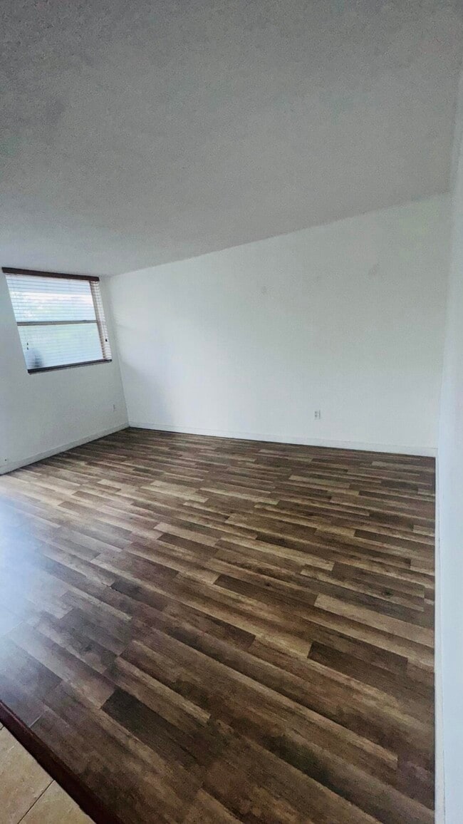 Photo - 1801 S Treasure Dr Unidad 312a