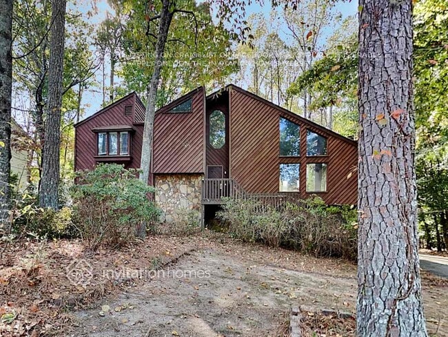 Building Photo - 3610 Westpoint Ct