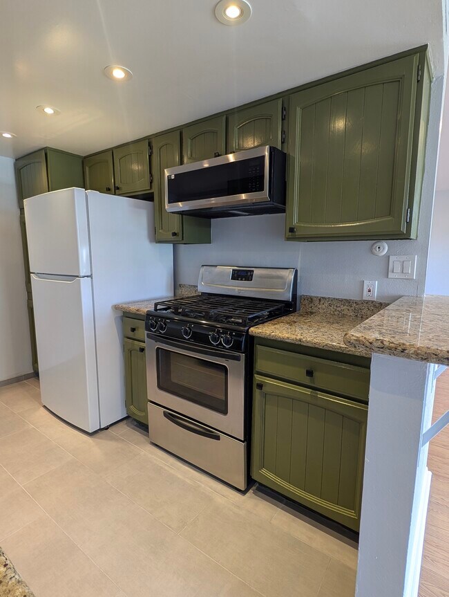 Photo - 5530 Thornburn St Unidad 204