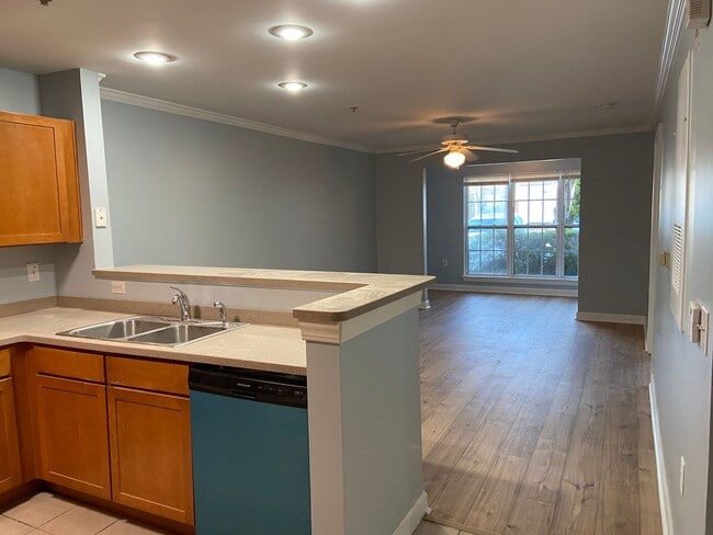 Photo - Beautiful Property in Bellingham Park! Unit B2801-108
