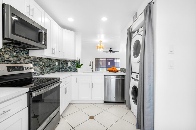 Photo - 153 W Laurel Dr Unidad 1003