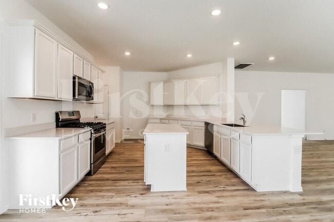 Photo - 5223 Pine Pass Dr