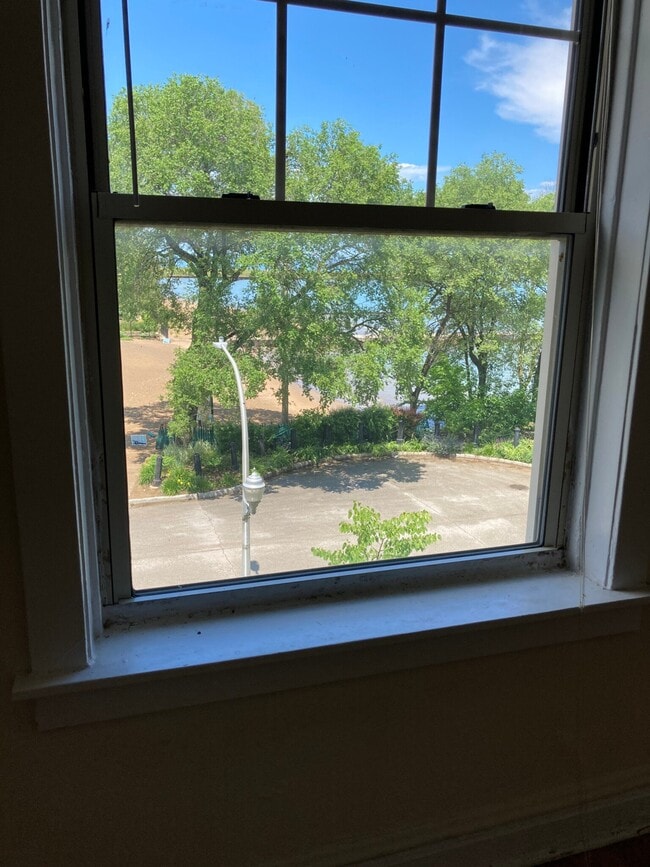1039 W North Shore Ave Unit 2