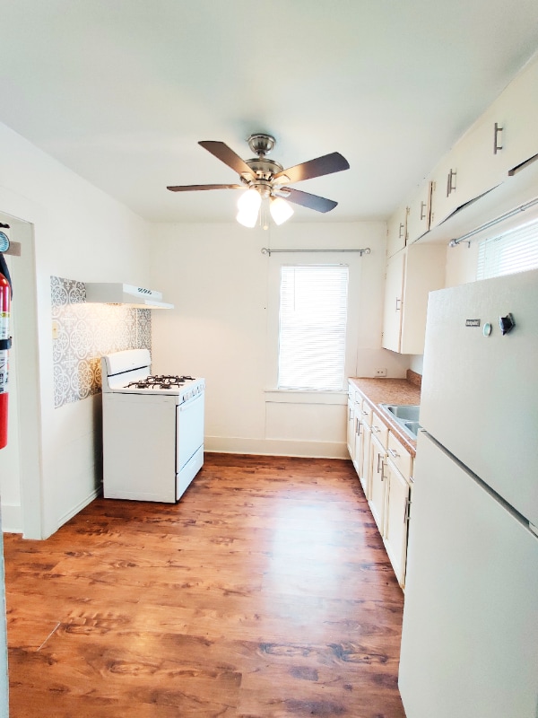 1647 W Woodlawn Ave Unit 3 Apartment For Rent in San Antonio, TX