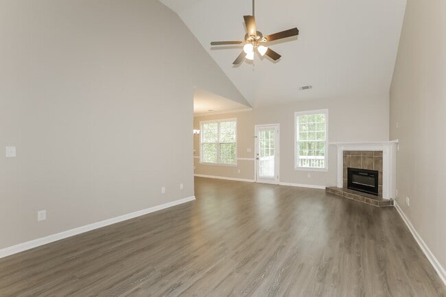 Photo - 2452 Temple View Dr