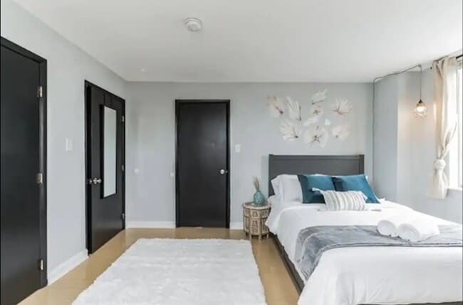 Photo - 2135 Walnut St