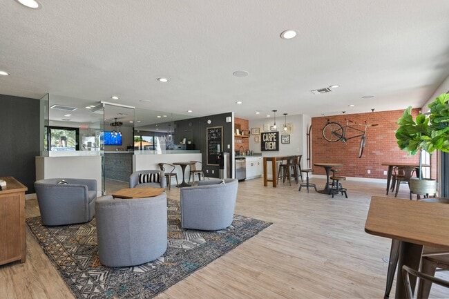 Photo - Delano Apartments