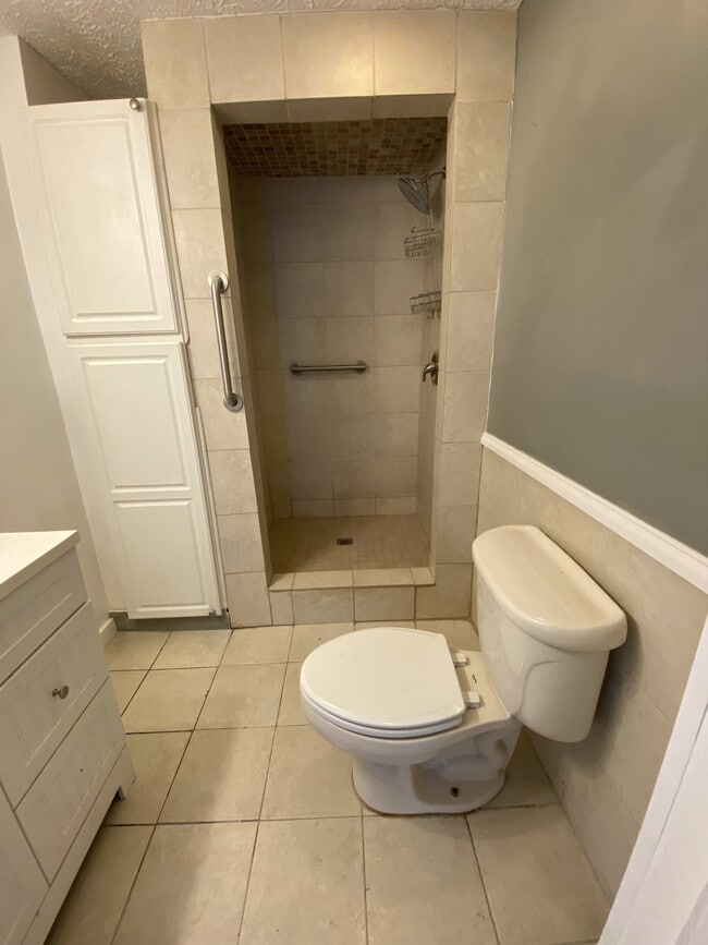 Photo - 174 N Buhl Farm Dr