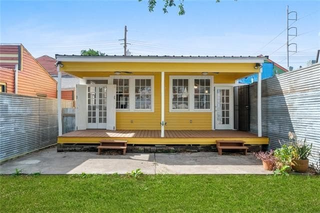 Photo - 2712 Chippewa St