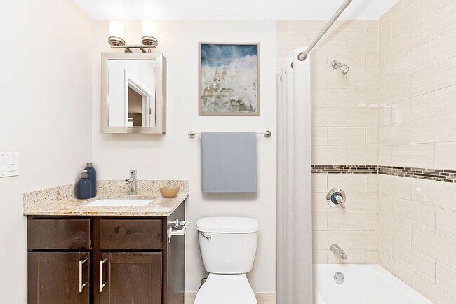 Photo - 4759 N Maplewood Ave