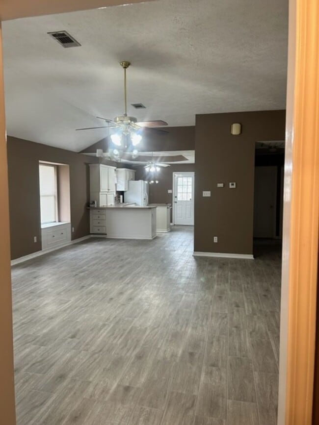 Photo - 4409 Calumet St