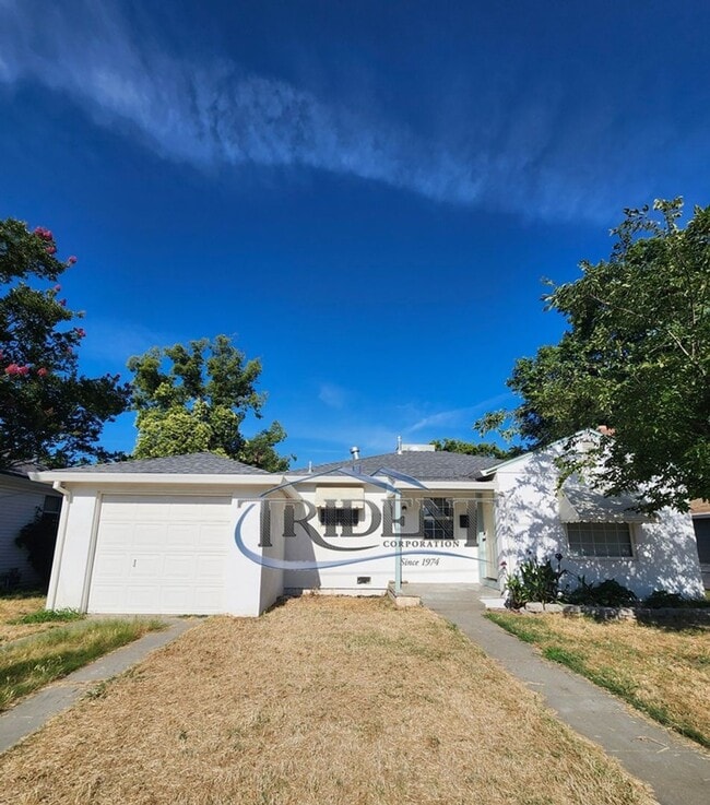 Building Photo - Cute 2 bedroom, 1 bath house