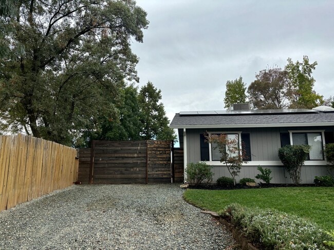 Photo - Stunning Eldorado 3/2!   RV Access, Fenced...
