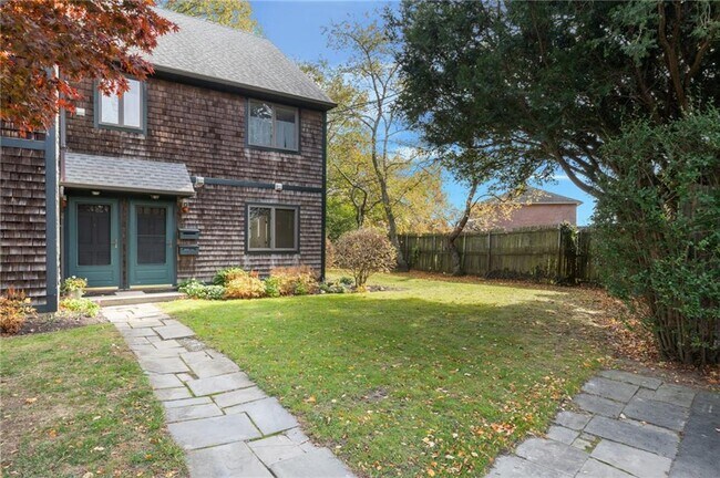 Photo - 18 Chapel St Unit D