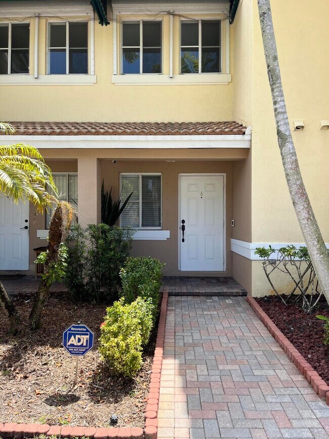 Photo - 11386 NW 33rd St