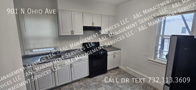 Photo - 901 N Ohio Ave