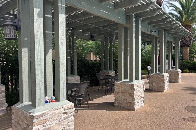1613 Cardinal Bluff Dr