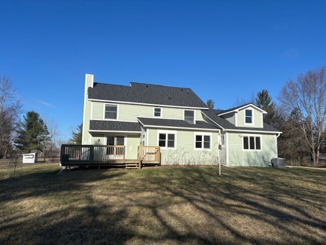 Photo - STUNNING HOME ON 5 ACRES AVAILABLE FOR LEASE!