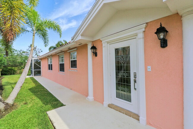 Photo - 10786 SW Dardanelle Dr