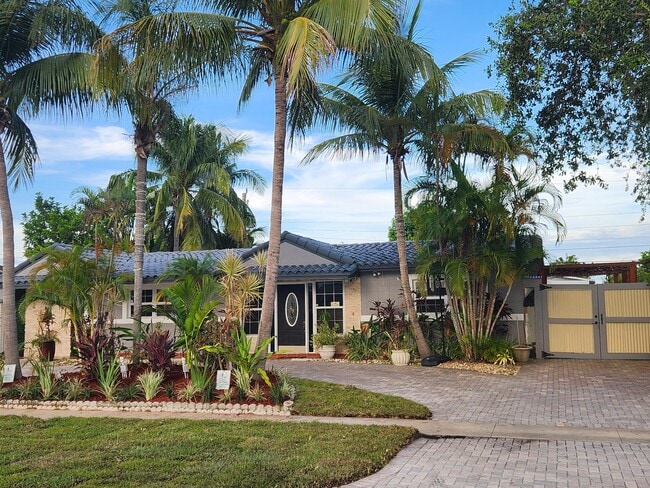 Photo - 1320 SE 2nd Terrace