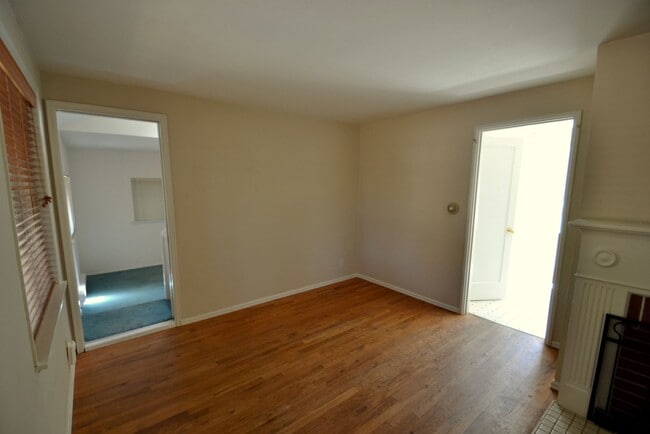 Photo - 13702 Densmore Ave N