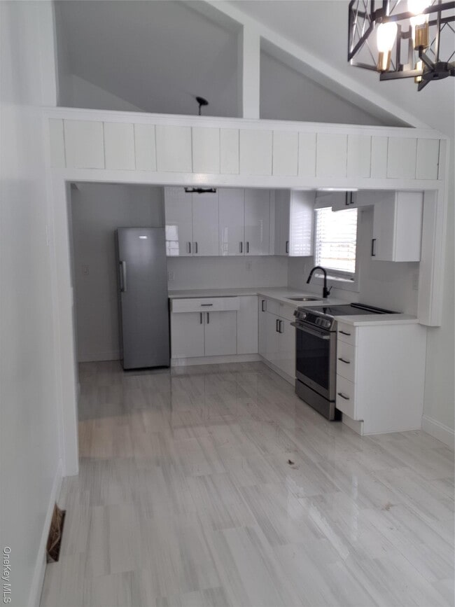 Photo - 37 Center Hill Rd