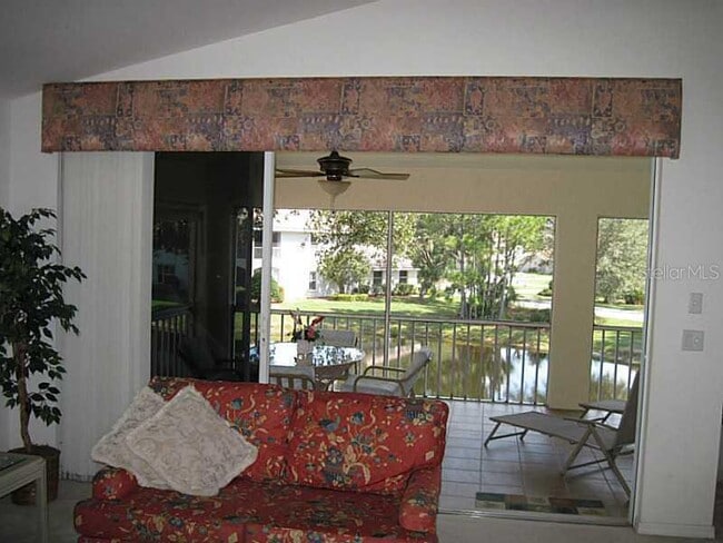 Photo - 14016 Willow Glen Ct Unit 212