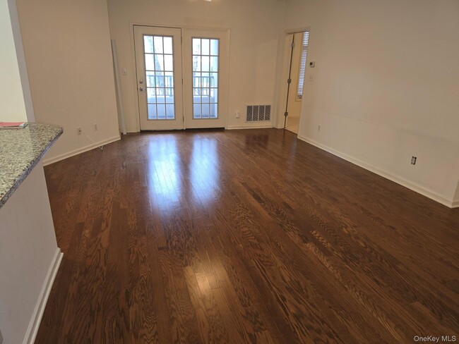 Photo - 410 Westchester Ave Unit 115