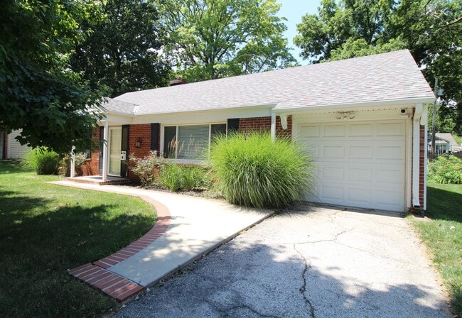 2 Bedroom 1 Bath Home In Prairie Village - 2 Bedroom 1 Bath Home In Prairie Village